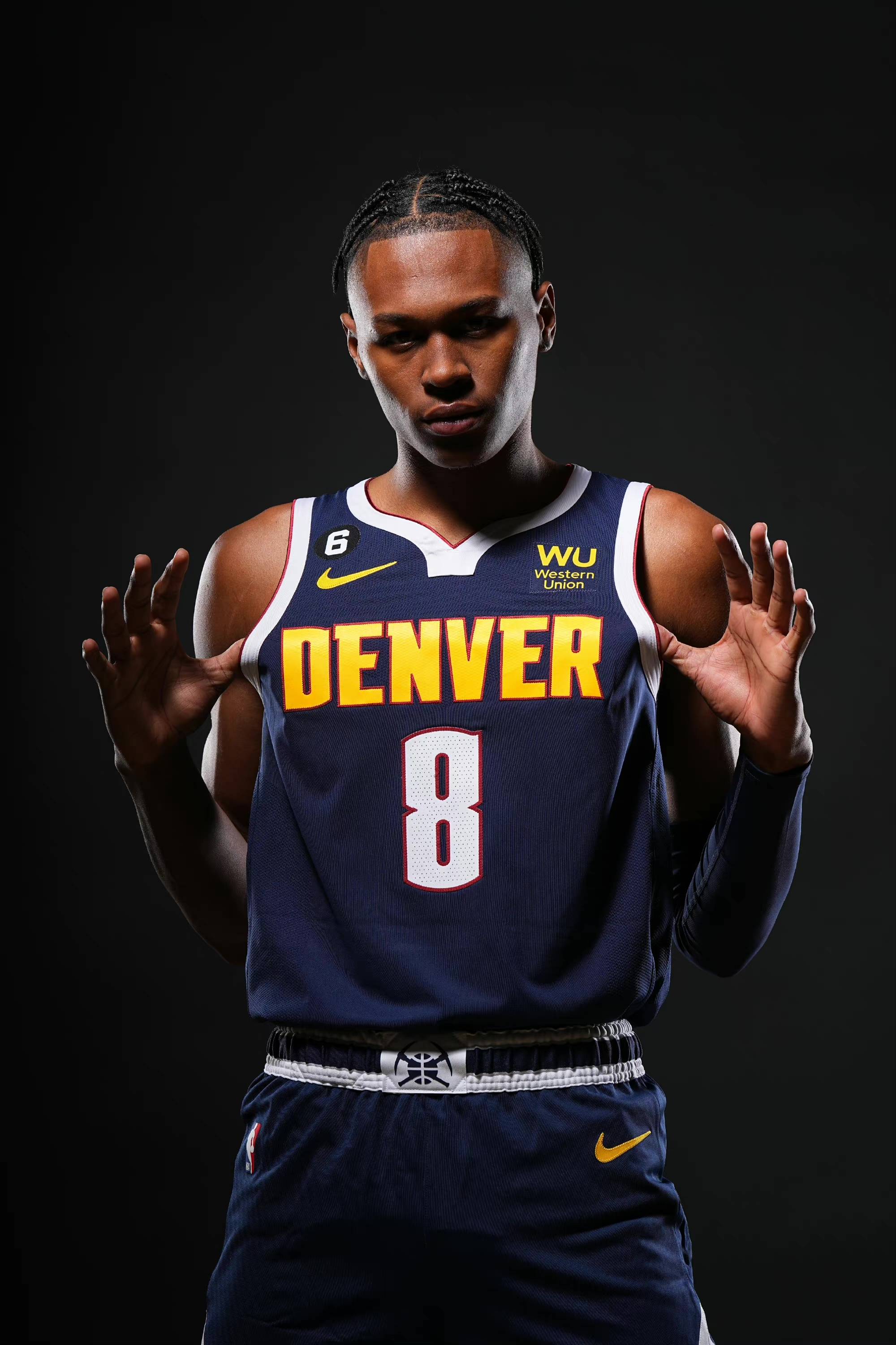  巴塞罗那和拜仁也希望签下阿诺德 